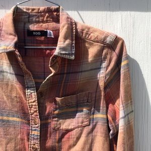 5 for $25! Urban outfitters soft vintage flannel